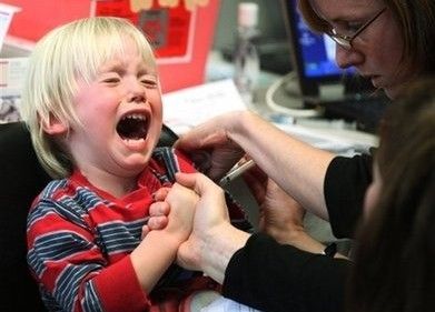 USA: encore un enfant qui a reçu le vaccin de force